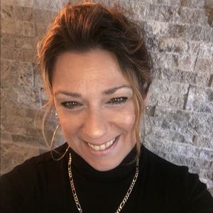 Meet your Posher, Tonya